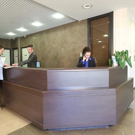 Les Aigues Blanches Aparthotel Aix-les-Bains